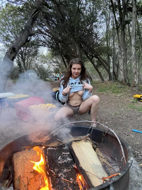 Shhh come warm your hands with my boobs. 😈😈🤫🤫🤫