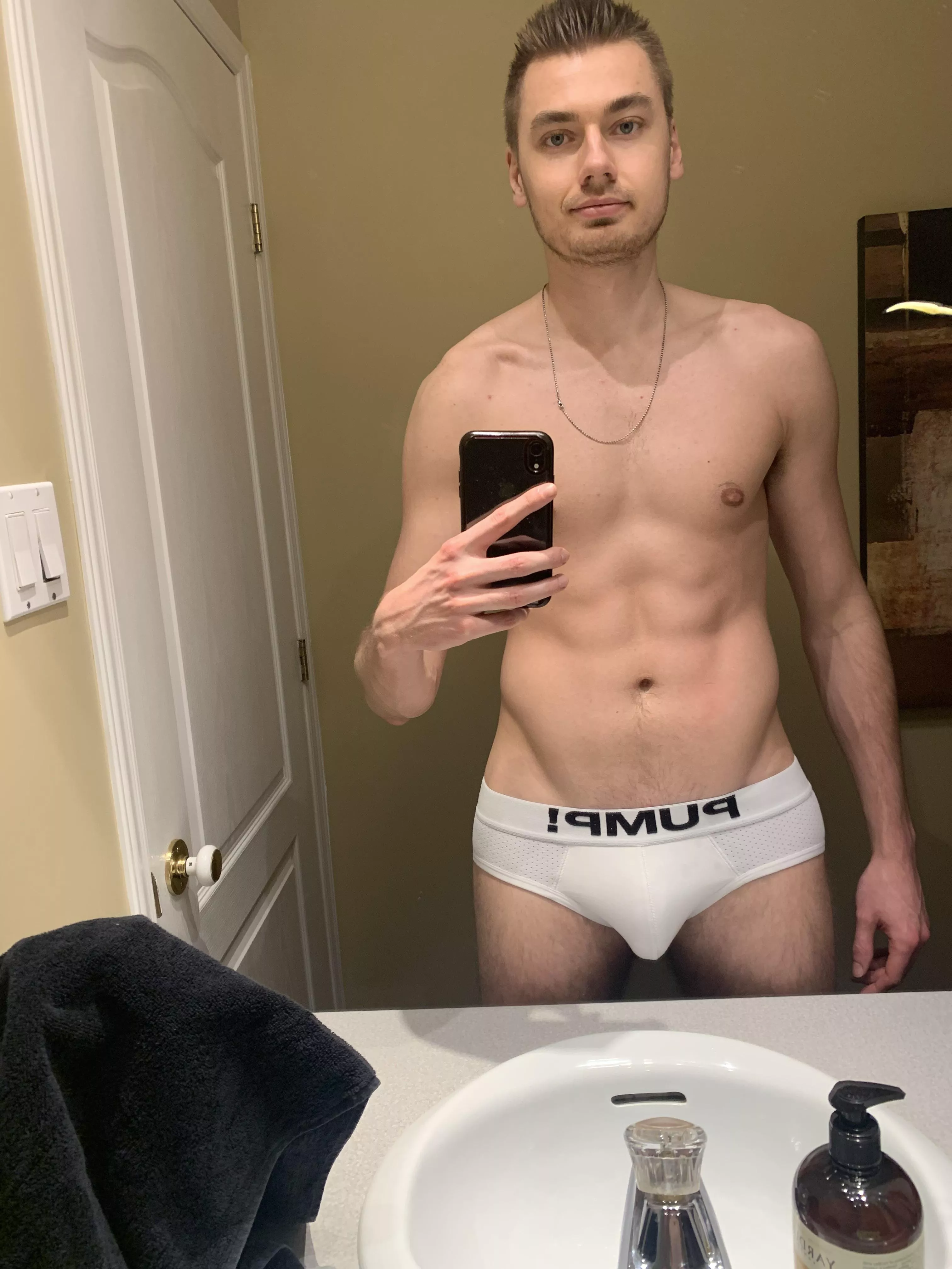 Should I bulk or should I cut? What do you think?