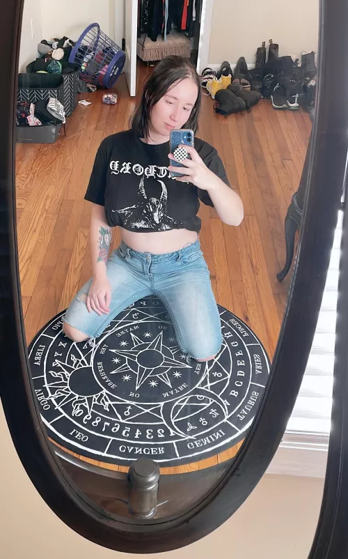 Should I cut this into a crop top?