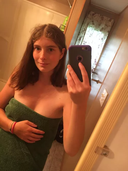 🍑🍆 💦Should I drop the towel?