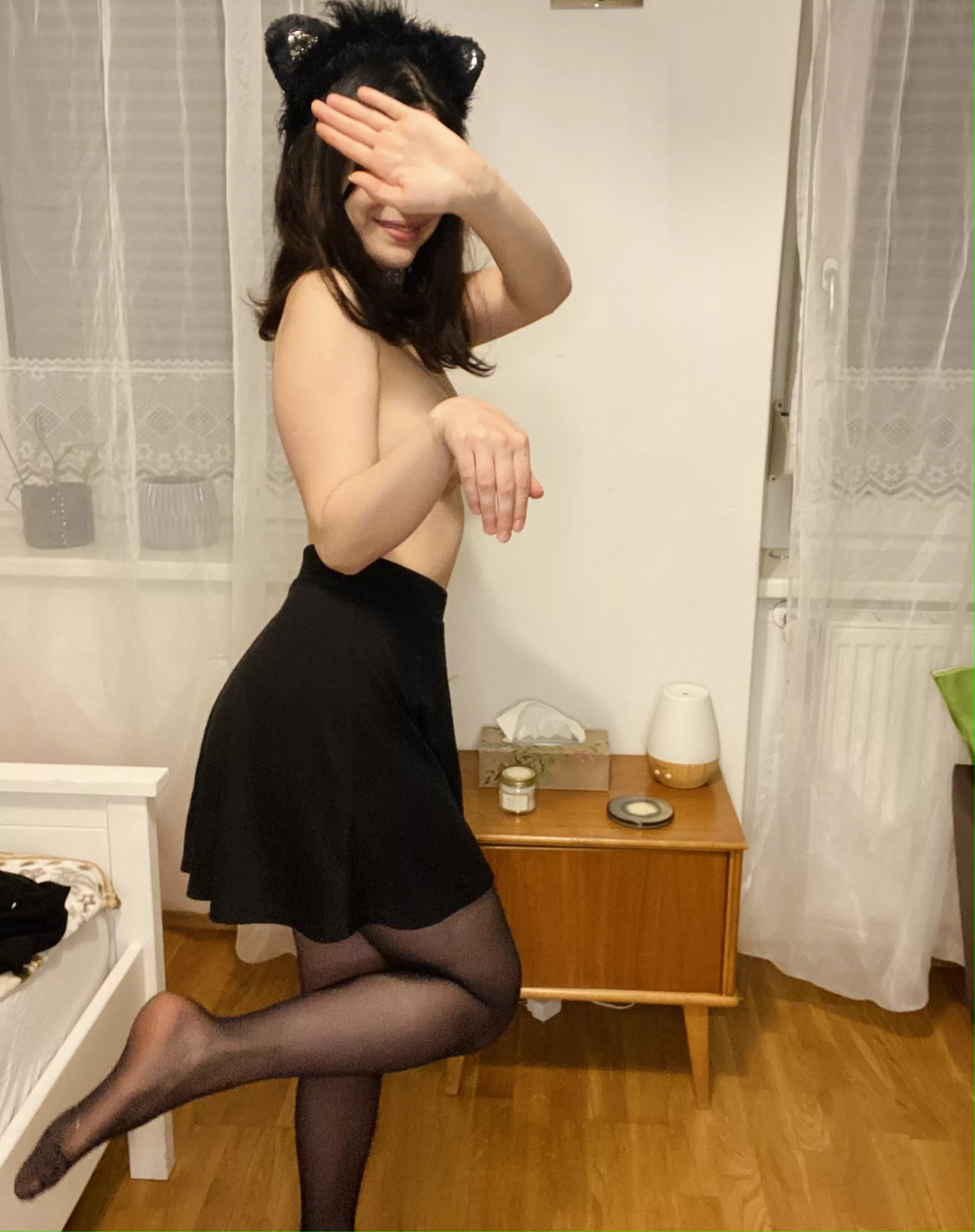 should I move my hand 😛