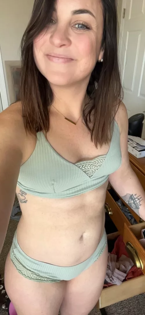 Show some love and I’ll post her in lingerie and nude on here.