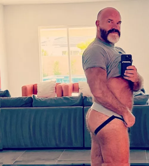 showing off the buns