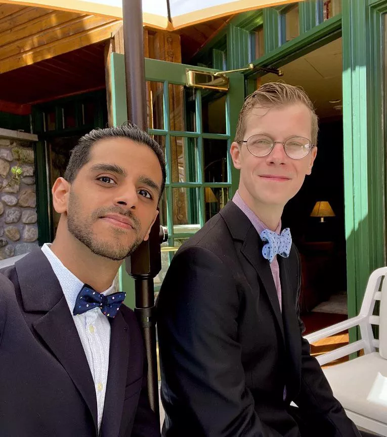 Shredded the wedding dance floor that night Shredded the wedding dance floor that night