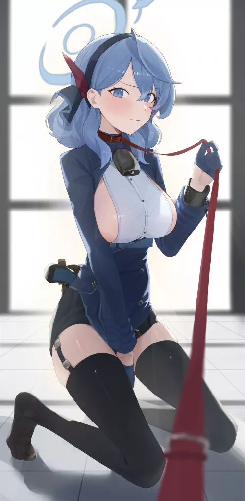 Side boob is always welcome