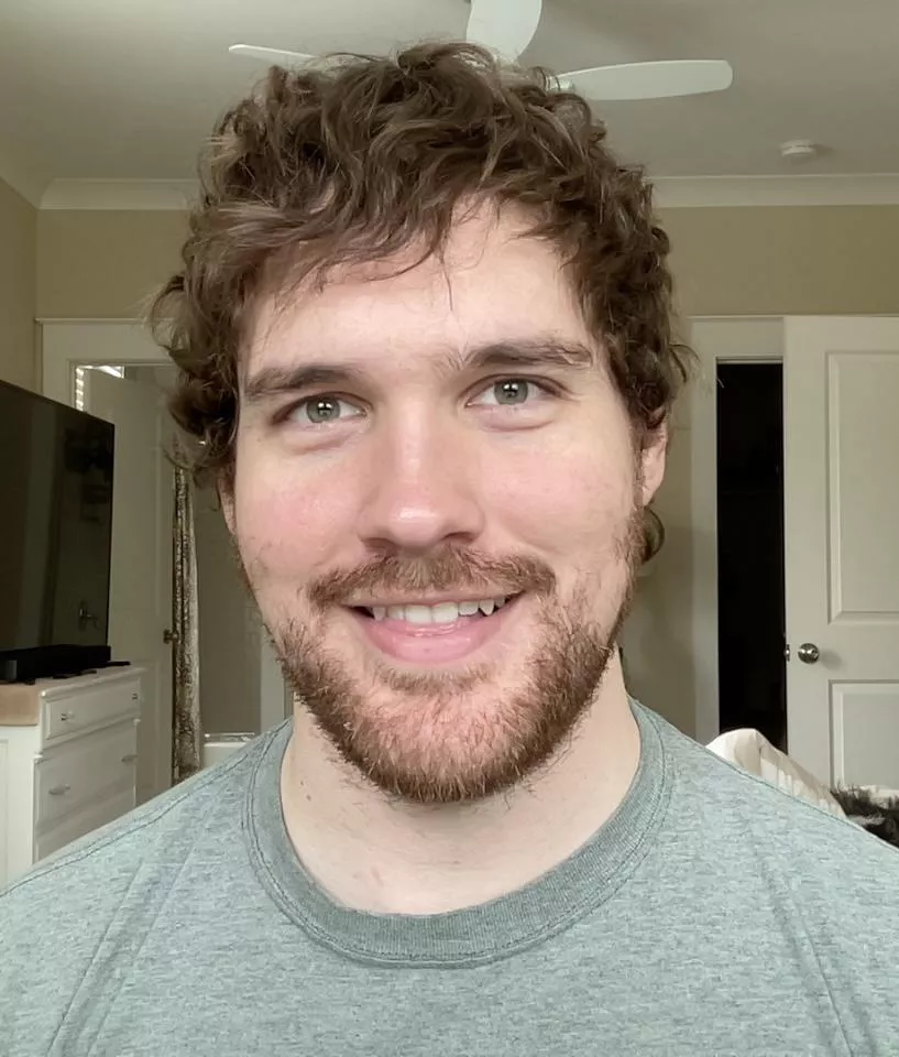 Single for the first time in 7 years...and learning to use dating apps for the first time ever! 👴🏻 The swipe right/left thing is so weird to me. Single for the first time in 7 years...and learning to use dating apps for the first time ever! 👴🏻 The swipe right/left thing is so weird to me.