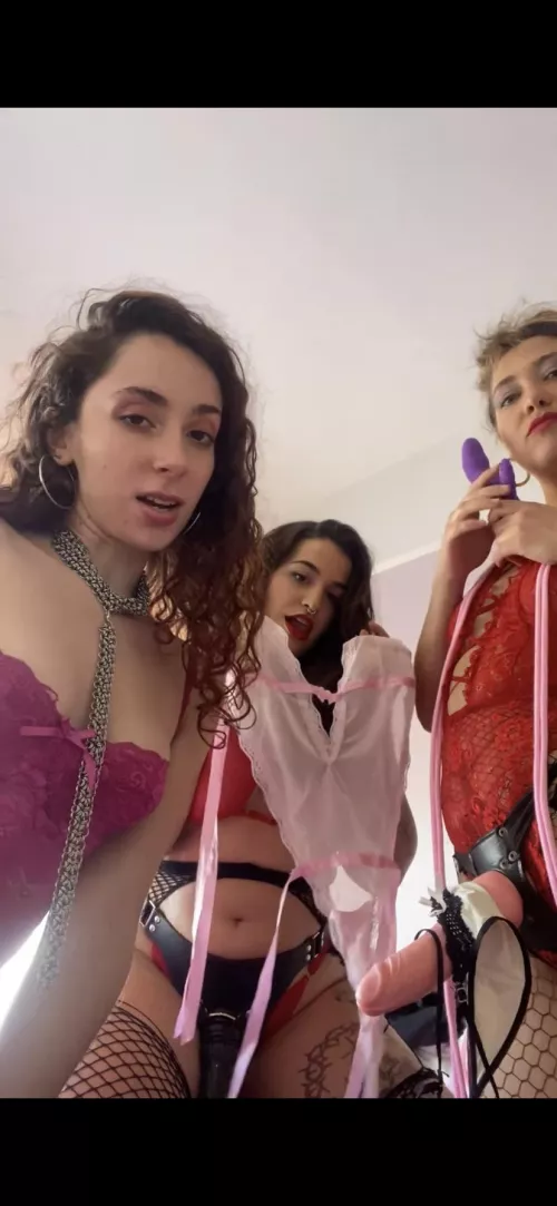 SISSY!! Listen to this opportunity. Three incredible goddesses want to play with you and we’ve prepared a 6 step course to become a femme fatale. Wanna see? We’ll receive your progress and give you our thoughts. So… come sissy sissy 🎀 we’re go