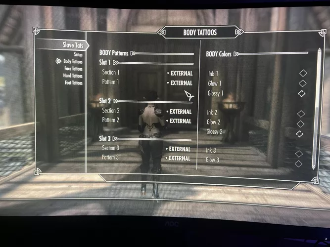 Slavetat problem. Can’t equip body tattoos. Works on followers.