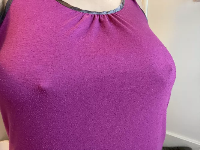 Slept in my favorite tank. Time to shower. Any of my lovers care to join me?? 😘