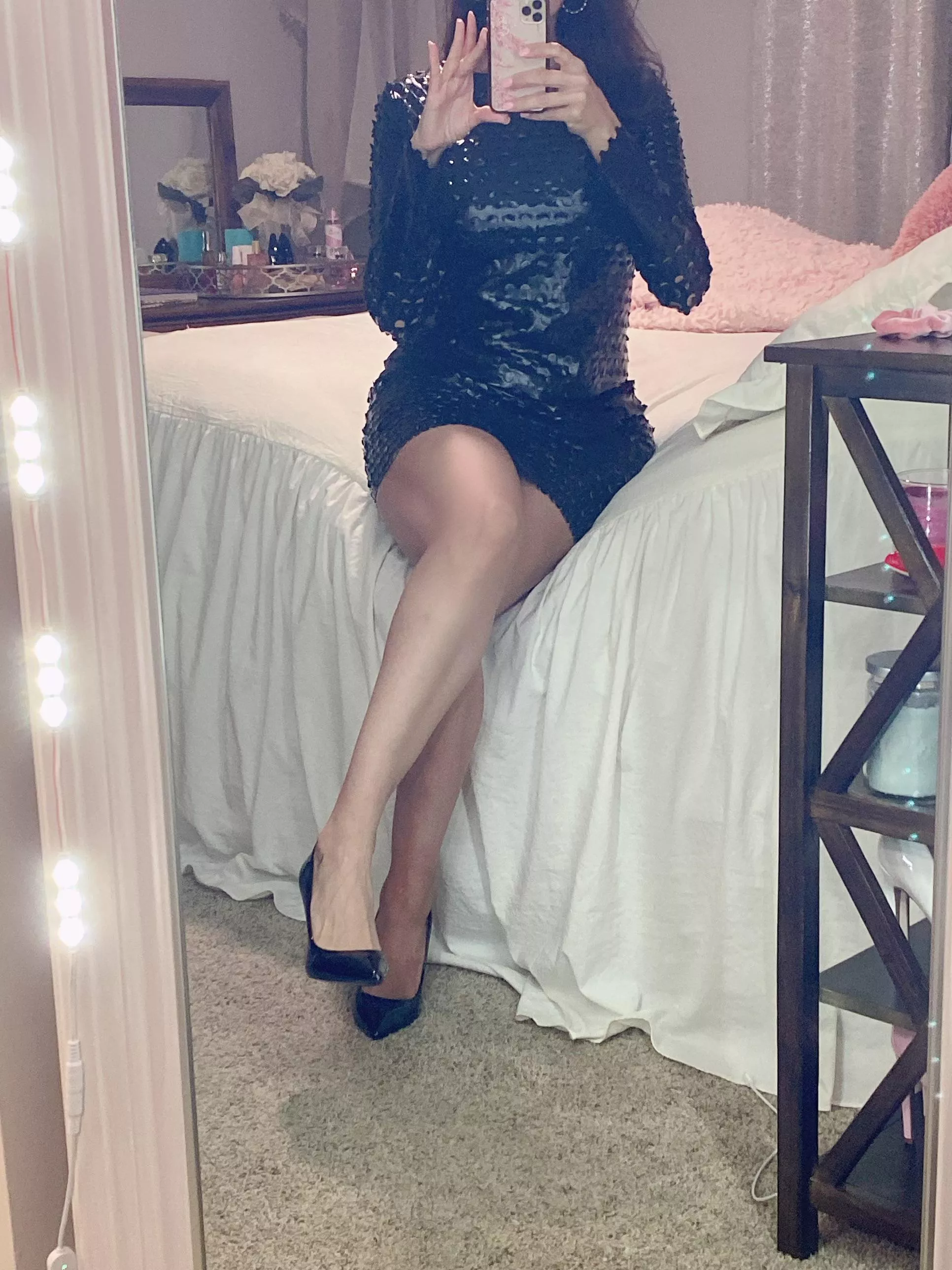 Slick black 😍 41/f Slick black 😍 41/f