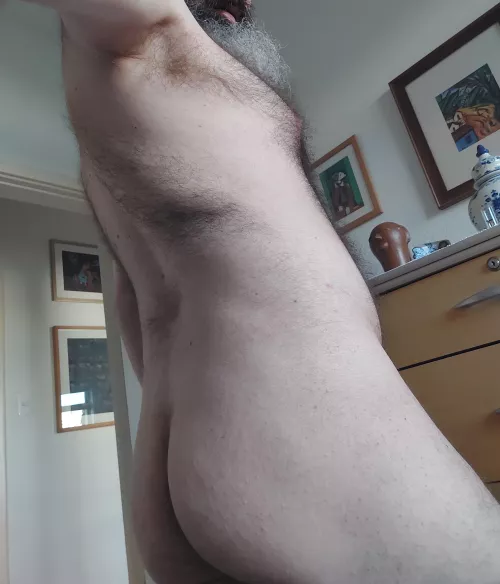 slide your hands on my curves and your cock in my crack :)