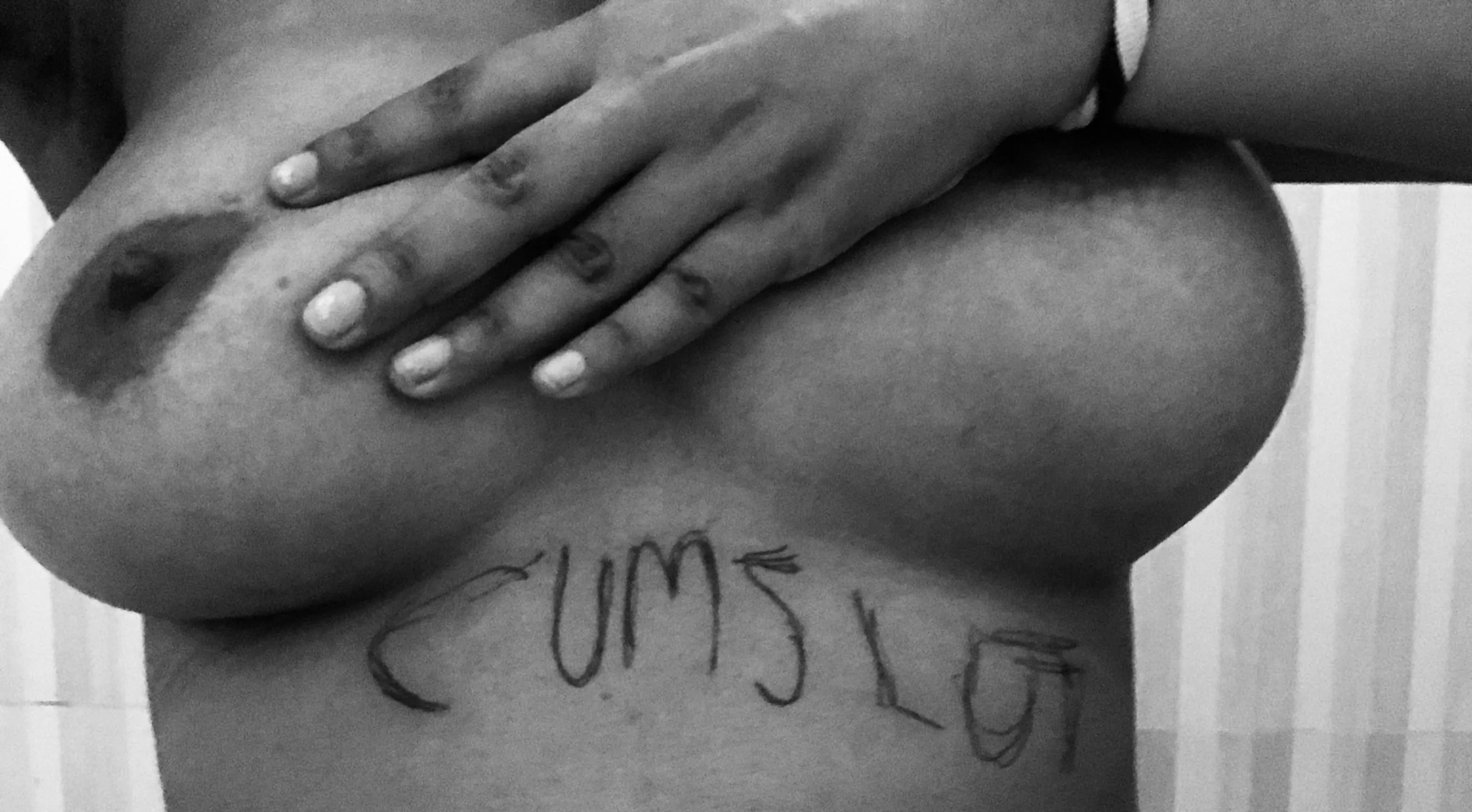 sloppy submissive cumslut u/clitterslut at work [OC] 💦🍑