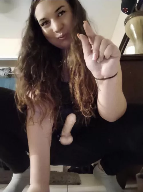 Small dick Sunday 😈 come and sit on my dick you pathetic sissy while I humiliate you 😳🥵 [domme]