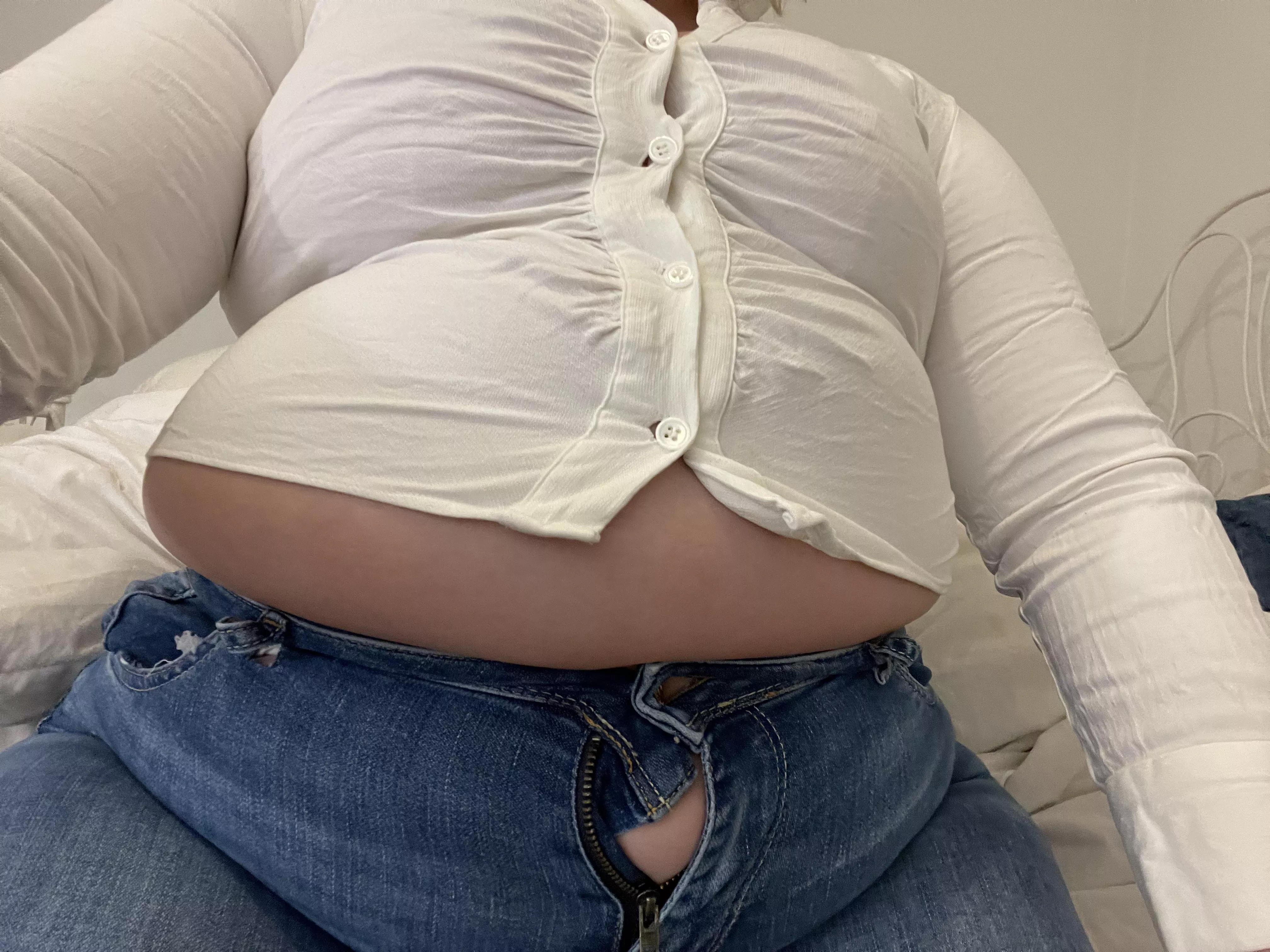 so glad this outfit still fit’s me