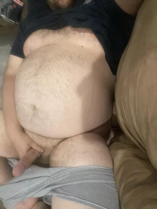 So horny 😈 anyone wanna help me out?