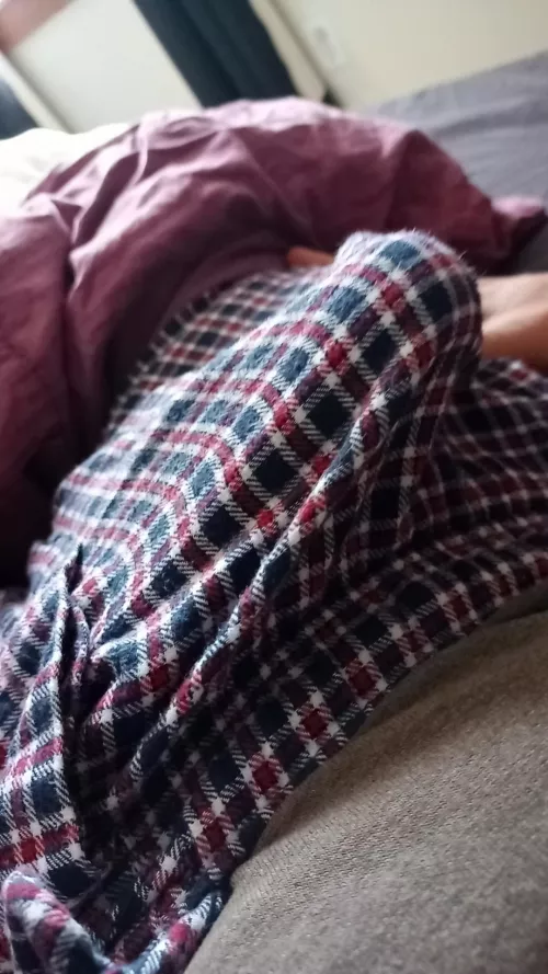 So horny. DM me to see the rest or chat and play ;)