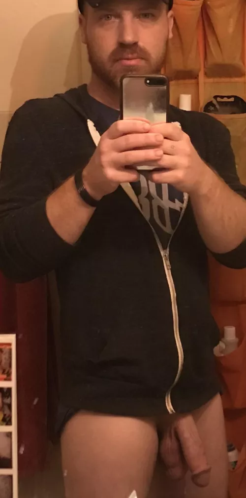 So much cock on this page figured I’d post for a bit.