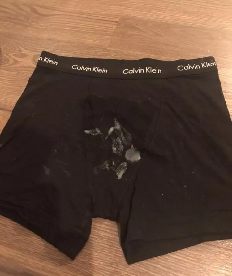 Soaked in gym sweat and cum 💦💦💦