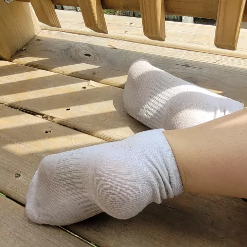 socks and sunshine! happy Saturday ☺️