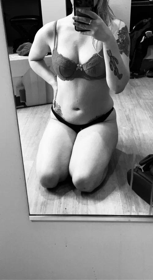 softer by the day. 😉 but this growing girl needs to keep growing 😍 https://linktr.ee/curiously.clever