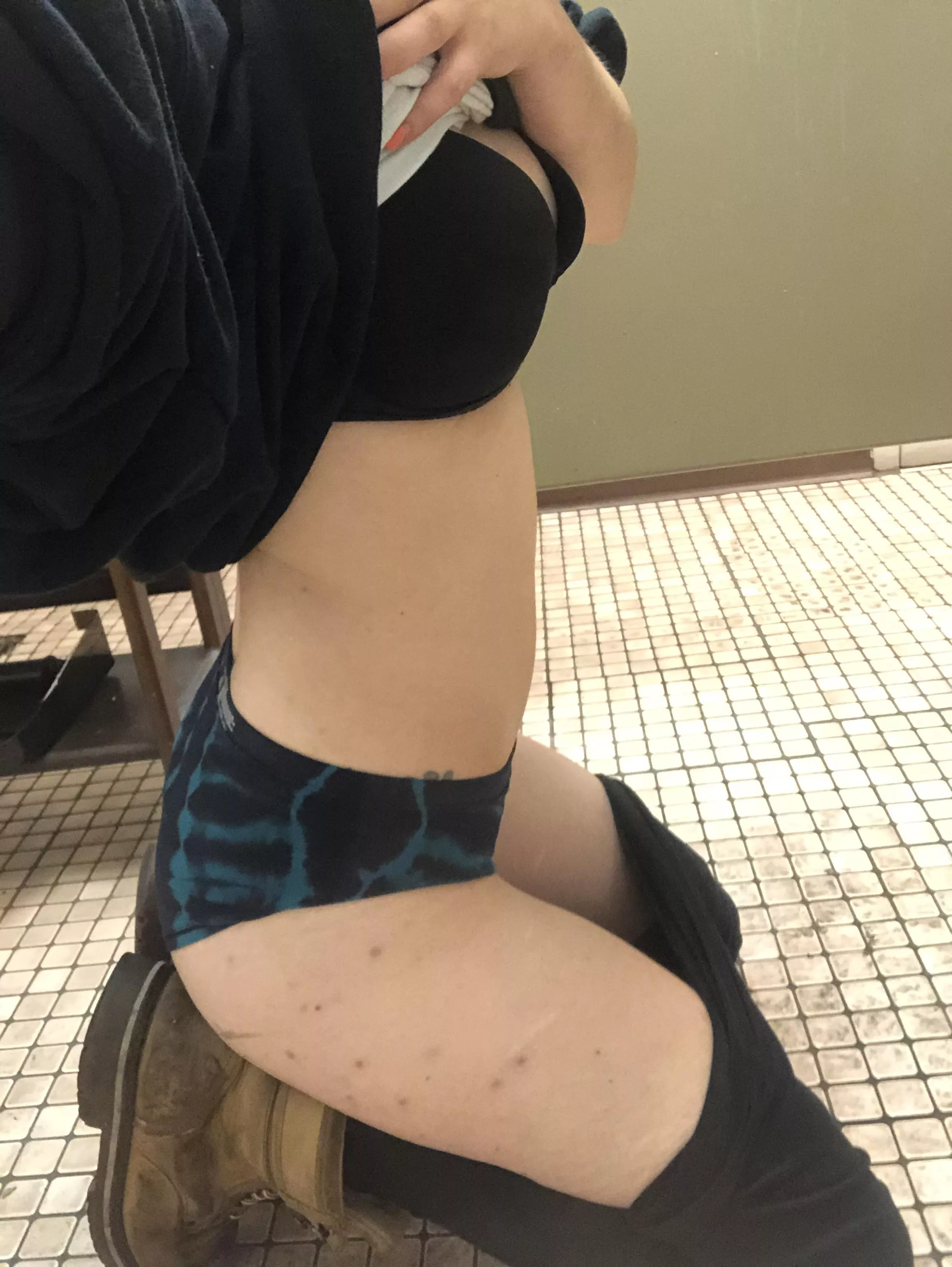 Some bathroom fun 😋 Some bathroom fun 😋