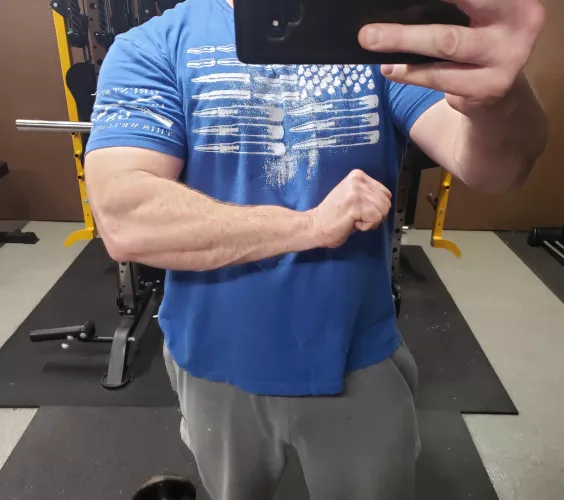 Some dread short sleeve weather but I embrace it!😉