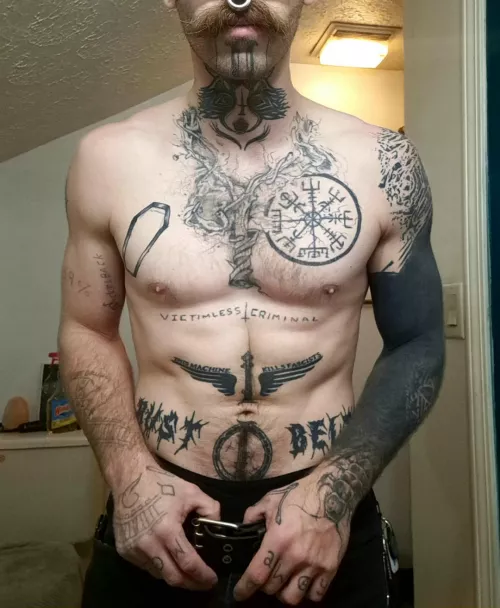 some good tattoos, some bad tattoos 🤷♂️