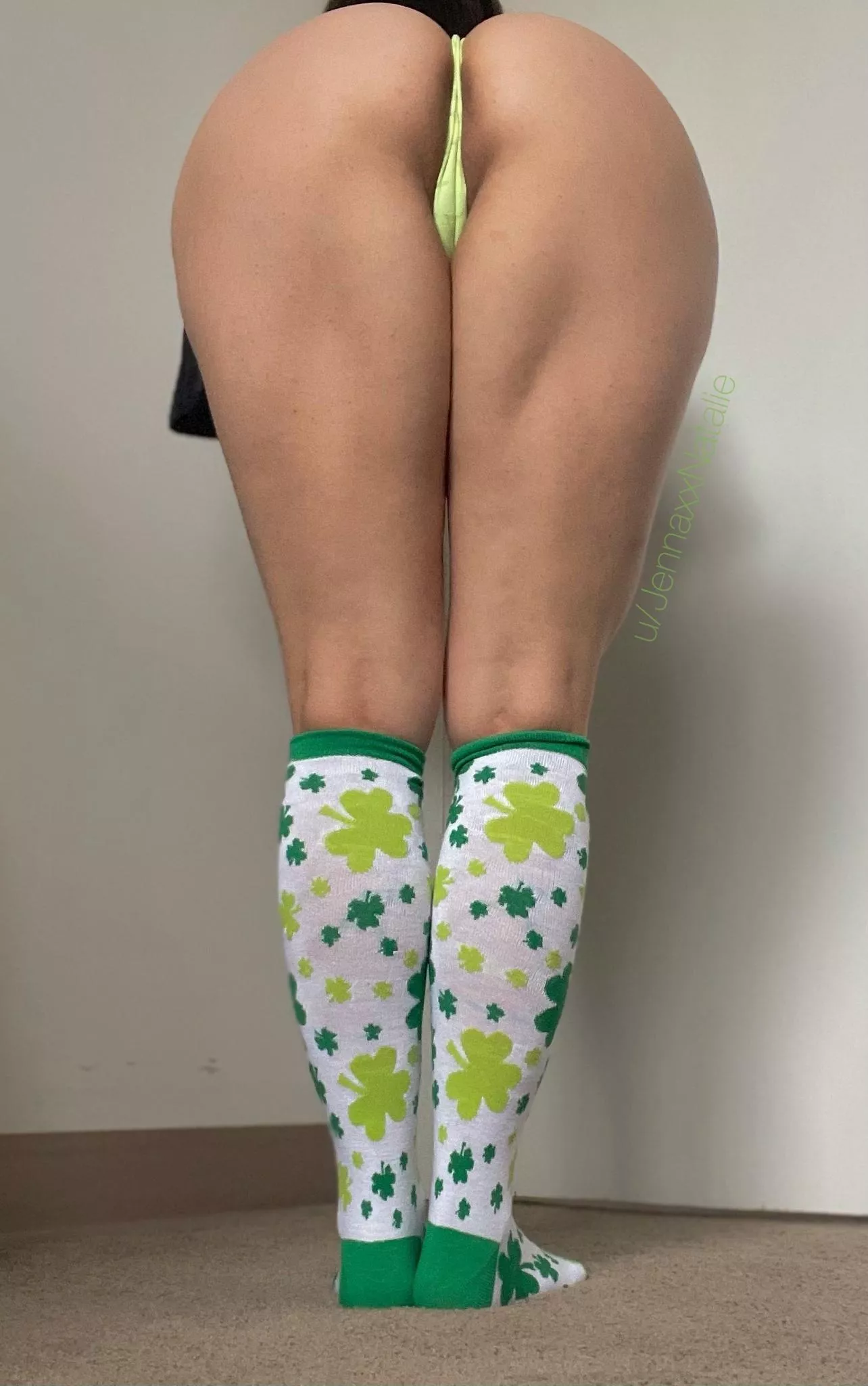 Some hams(trings) for your Sunday roast 😉