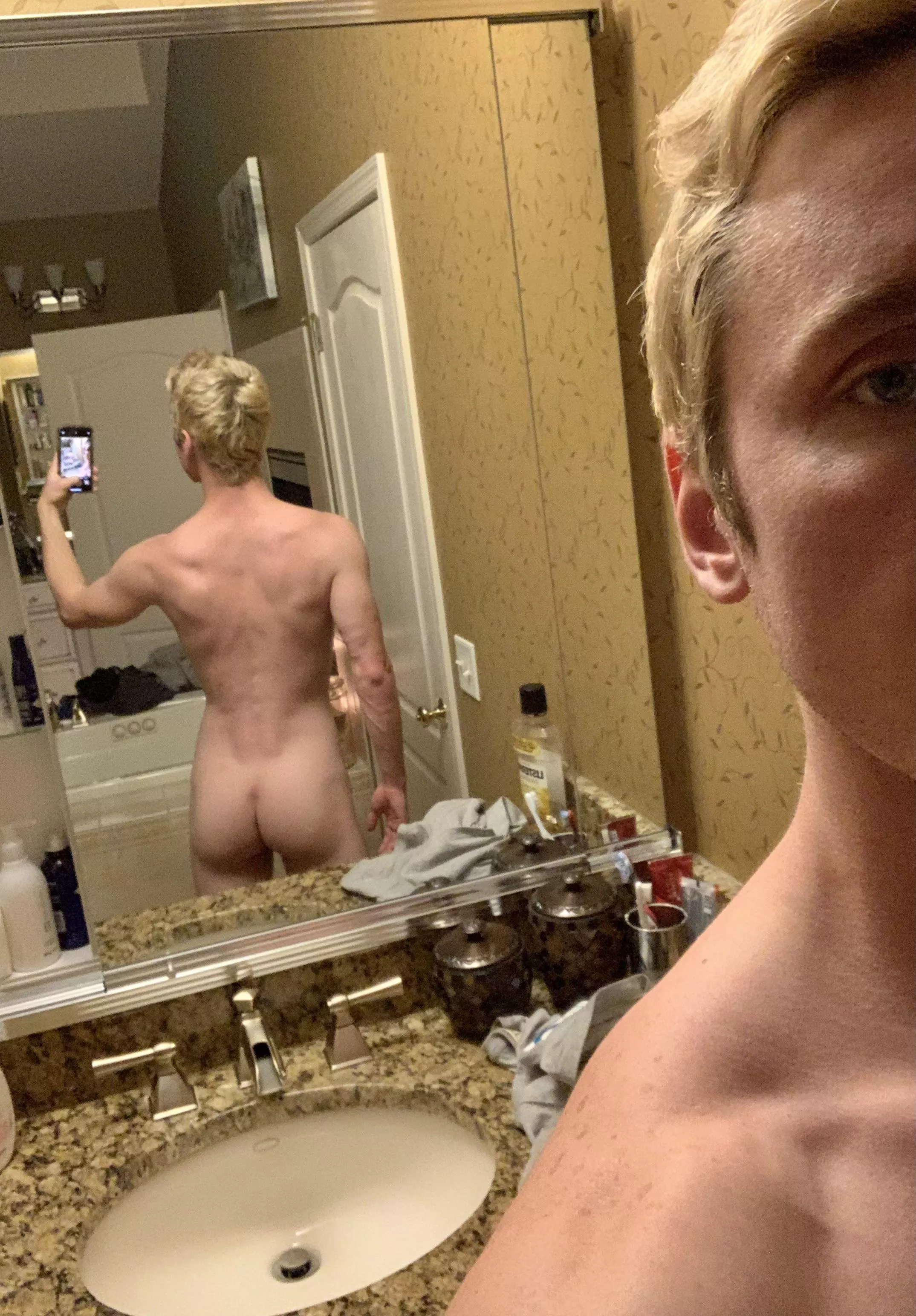 Some muscle cakes 🎂