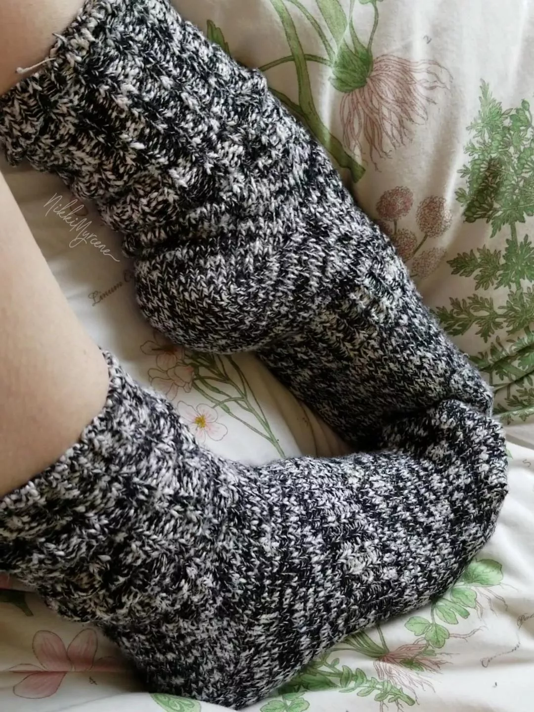 Some of my favorite cozy socks to slip into after playing in the snow 🥰❄