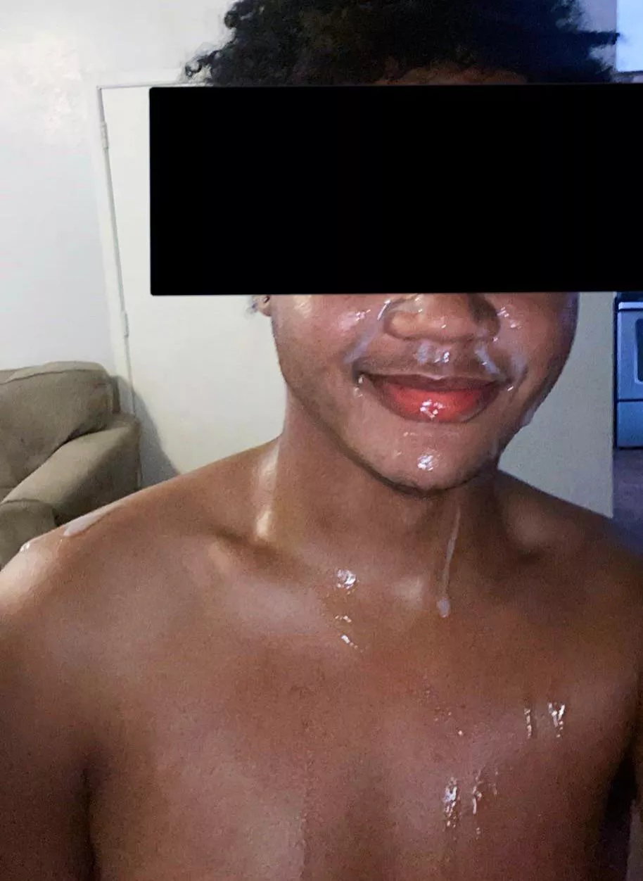 Someone add more💦🤤