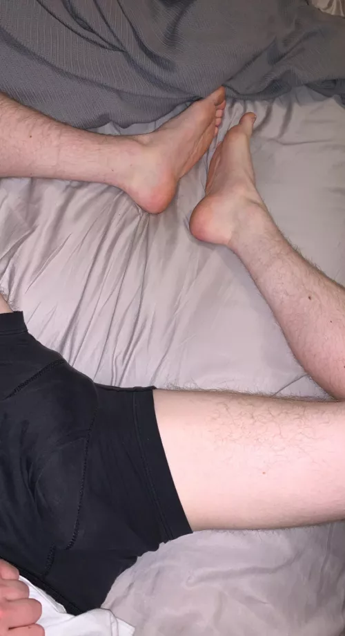 Someone asked if I could show my feet and I aim to please all! 🖤💙