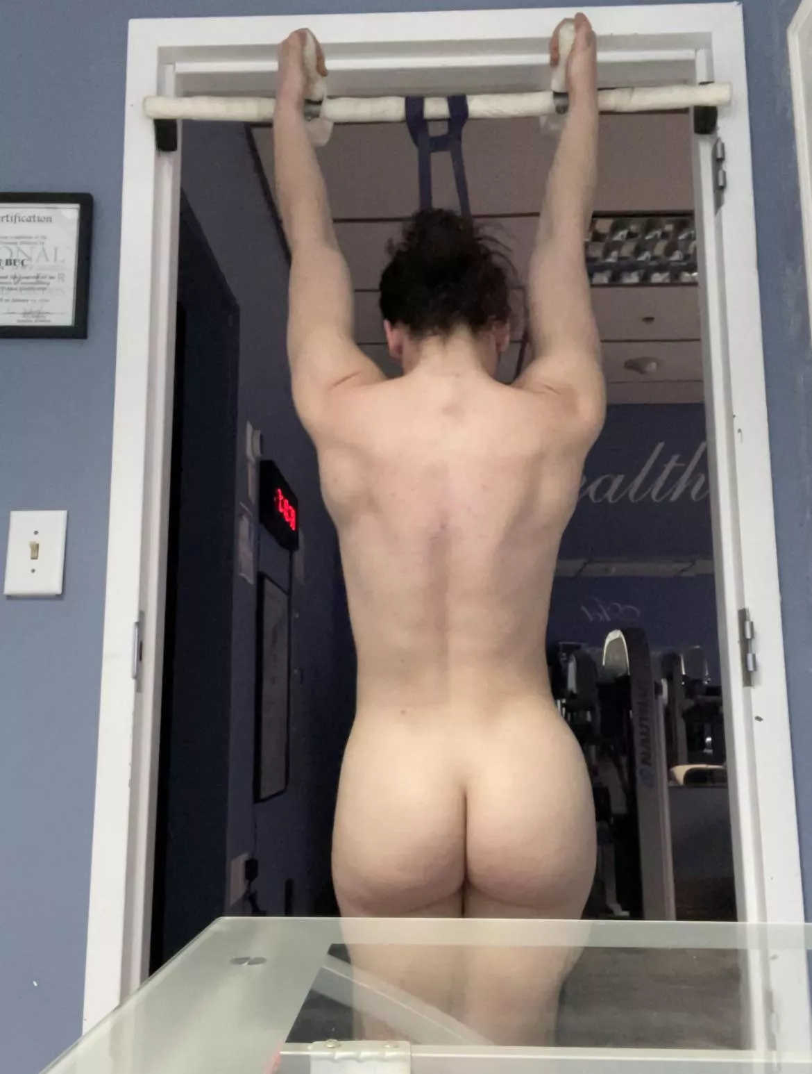 someone challenged me to do 75 banded pull-ups. my back felt so [f]ull holy smokes.