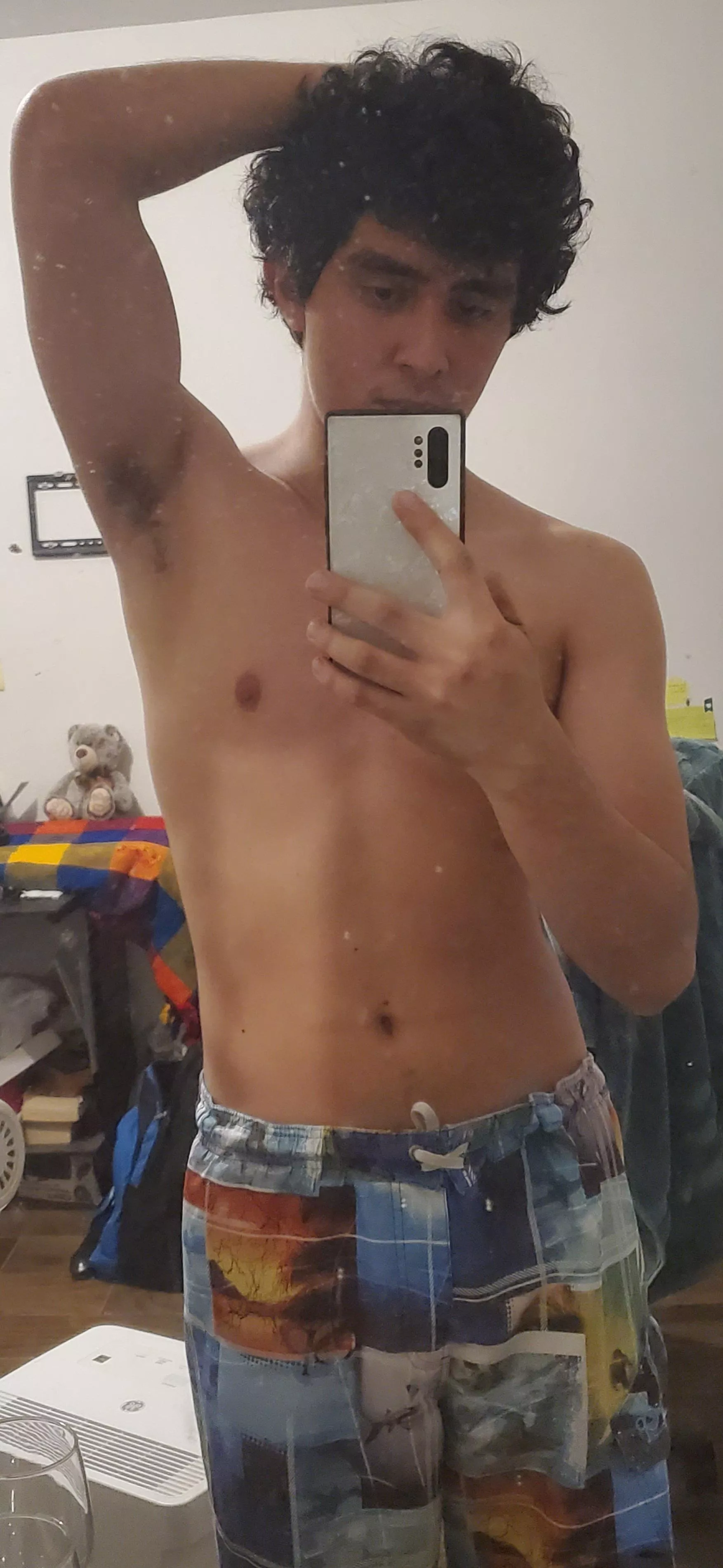 Someone like slim guys? 👀