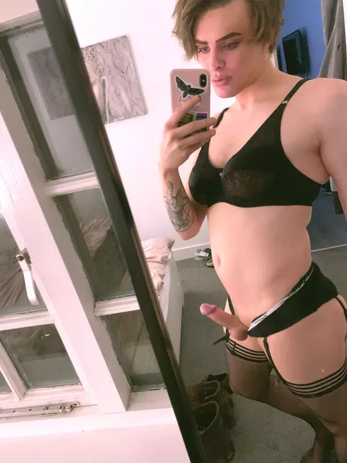 Someone told me today that I looked like a lesbian… lol…