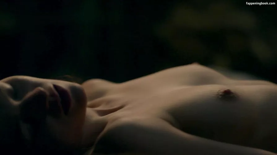 Sophie Skelton (Outlander)