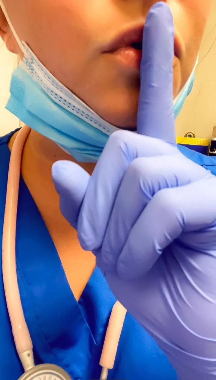 Special $3 this month 🥵 Cum subscribe and tell Nurse Dixie what you like 🤤