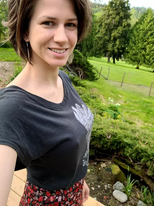 Spring is in the air, let me put your dick in the air too