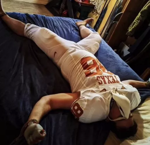 Started a gear fetish sub 😏😏