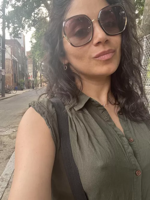 Starting to think I should have ironed this shirt.. 🤔