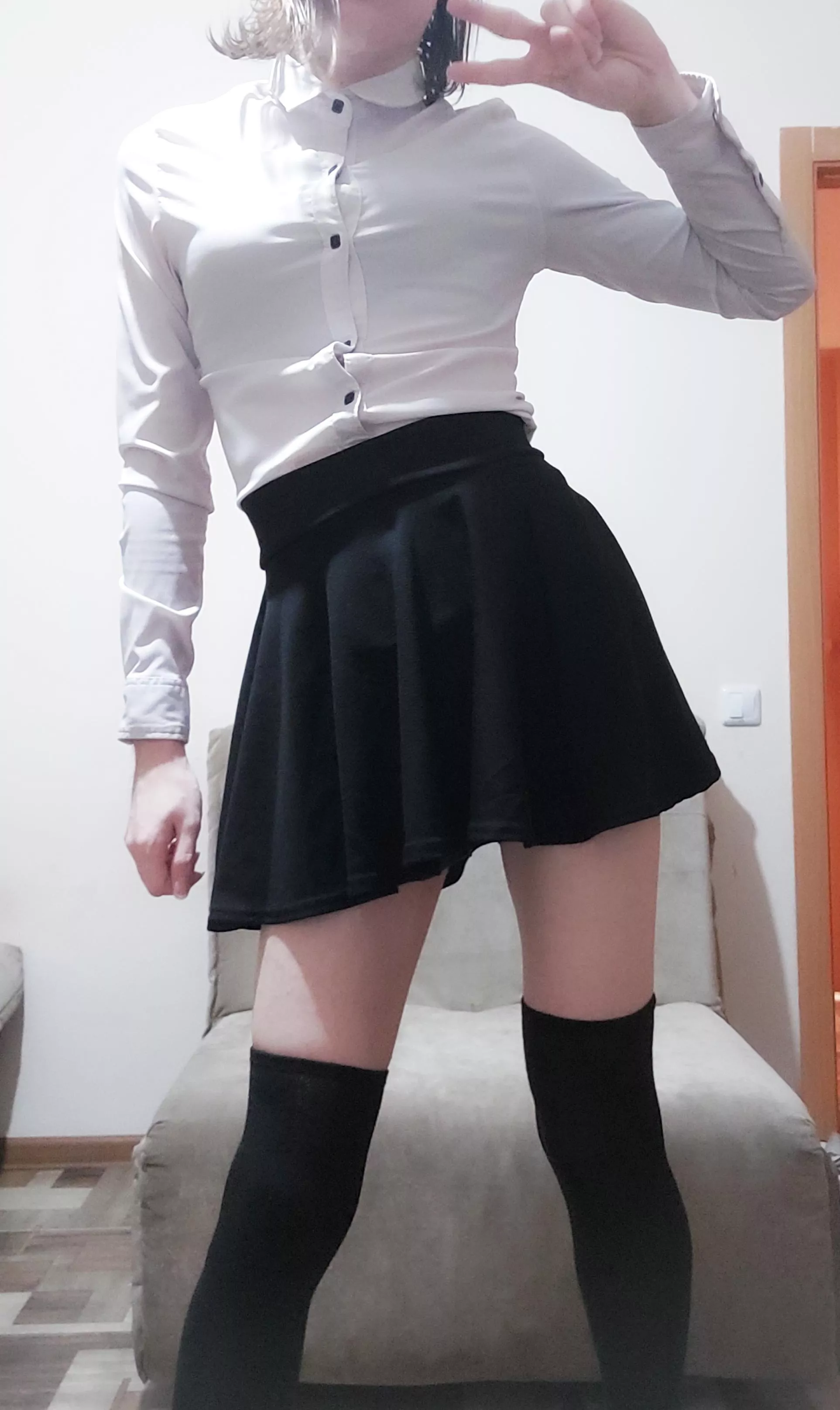 stole my brother's shirt) how does it look? uwu🤍