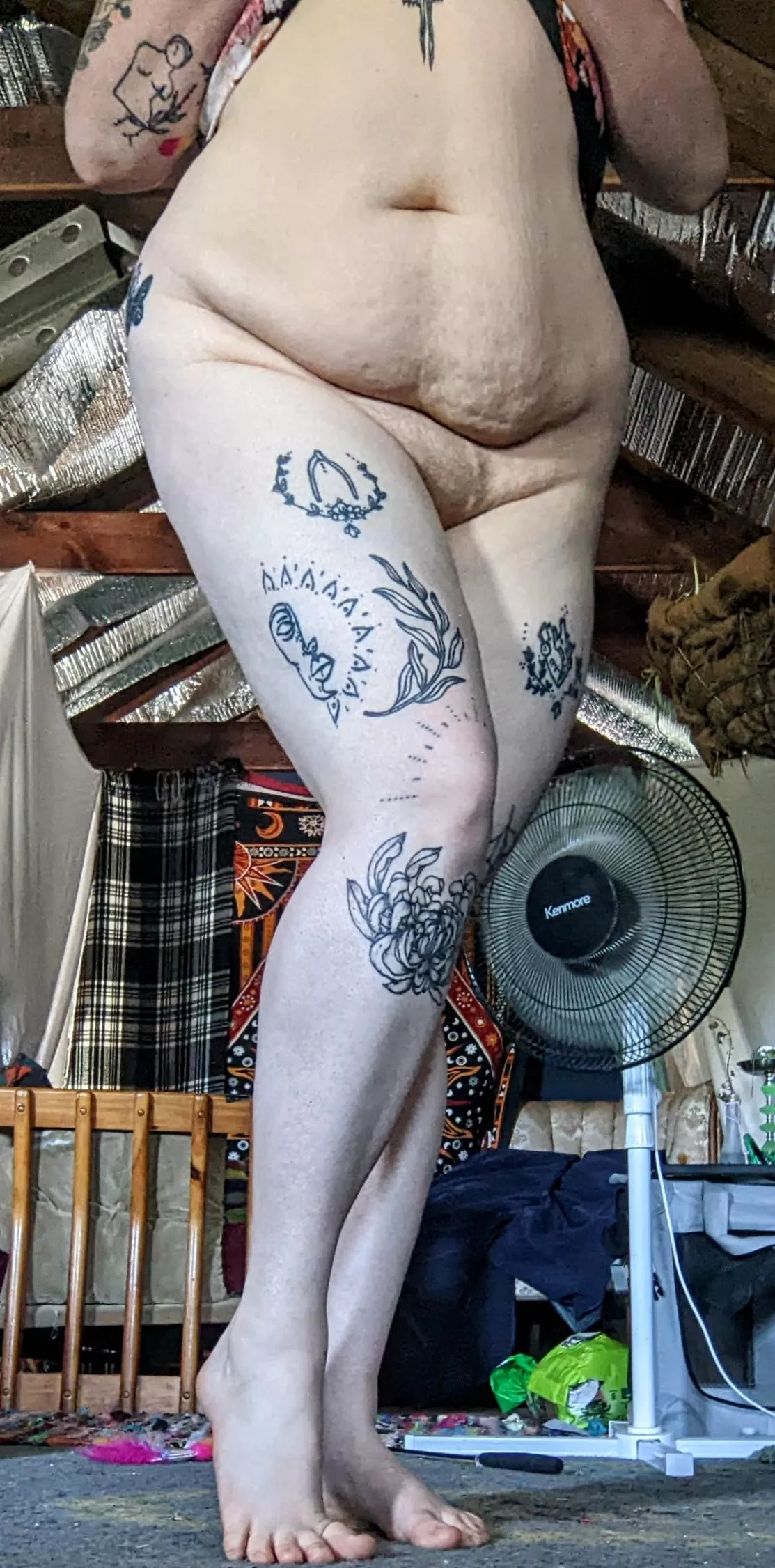 Stressed, depressed, and looking best undressed 💋 [f] 6ft