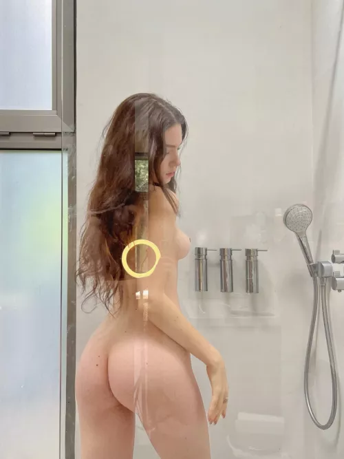 Stretching my ass before you stretch me