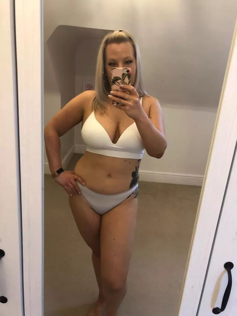 Stroking , showing and talking about brining out my wife’s slutty side. Join in! Stroking , showing and talking about brining out my wife’s slutty side. Join in!