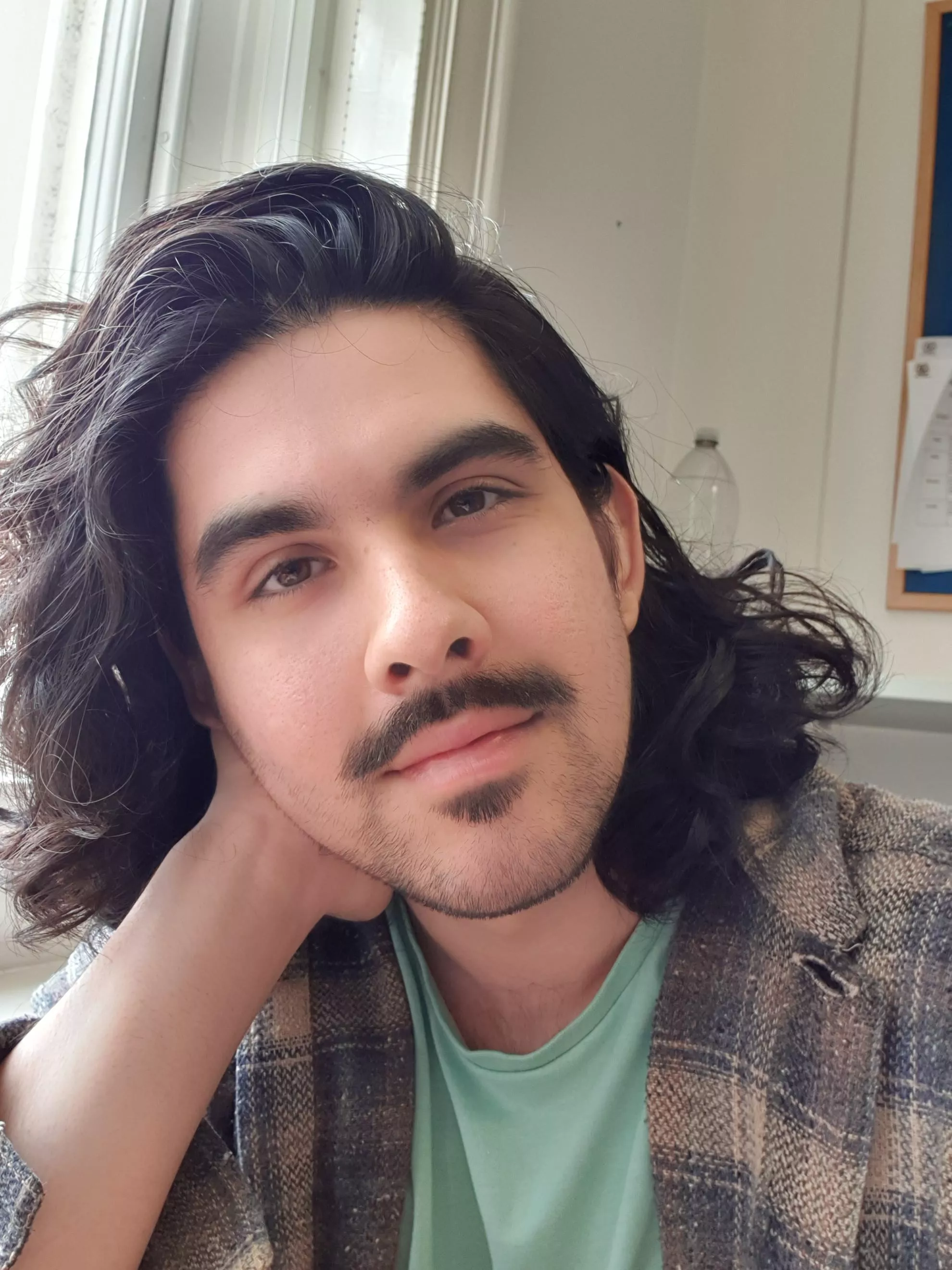 Students are taking an exam, so lemme take a selfie lol