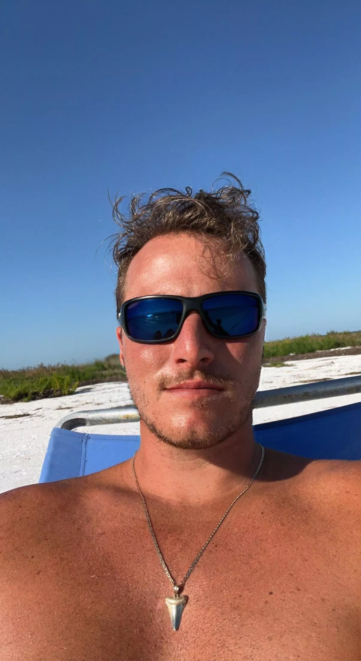 Sun, sand, salty breezes, the ocean - all that’s missing is some company! Sun, sand, salty breezes, the ocean - all that’s missing is some company!