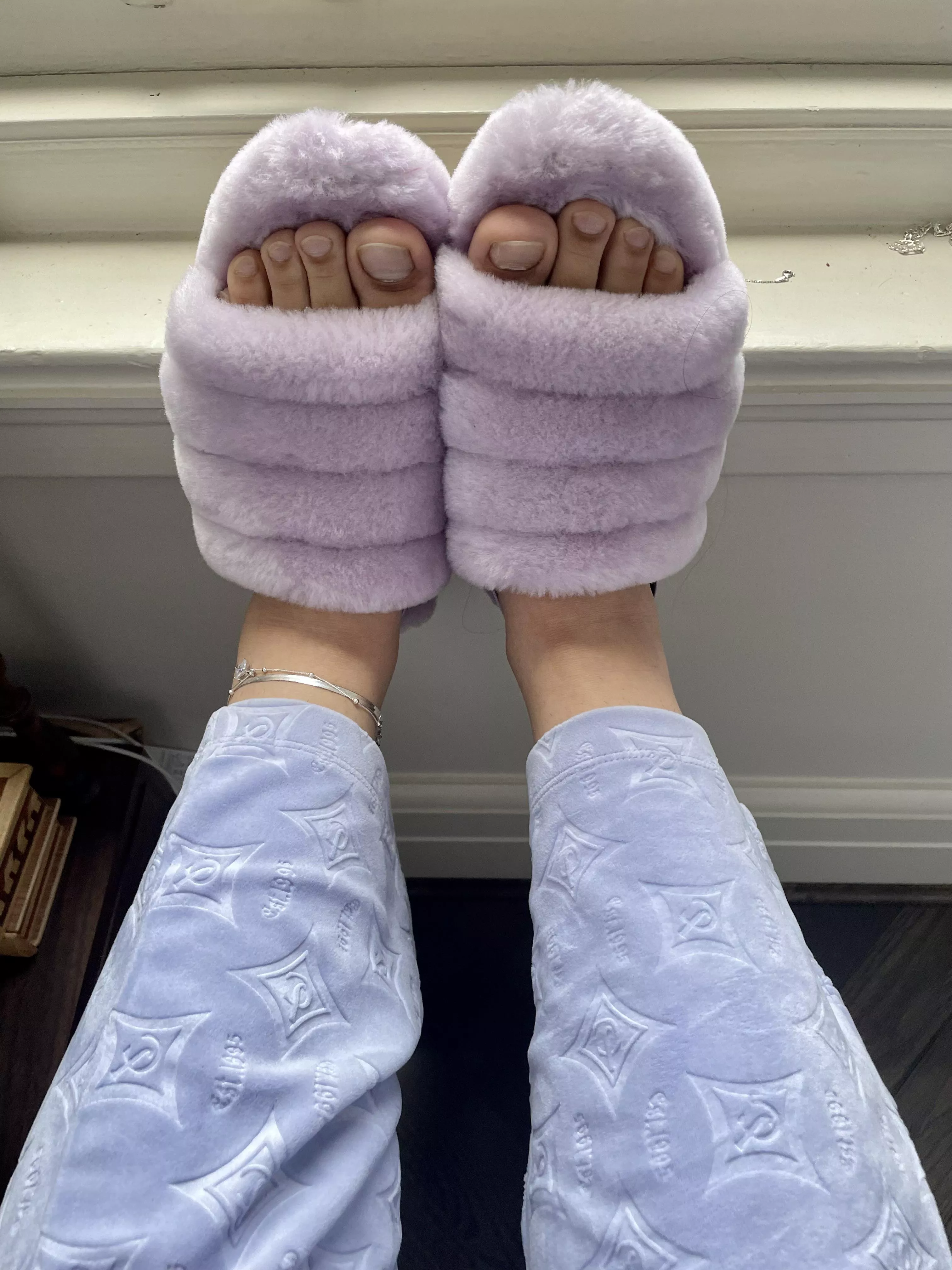 Sunday slippers 💖