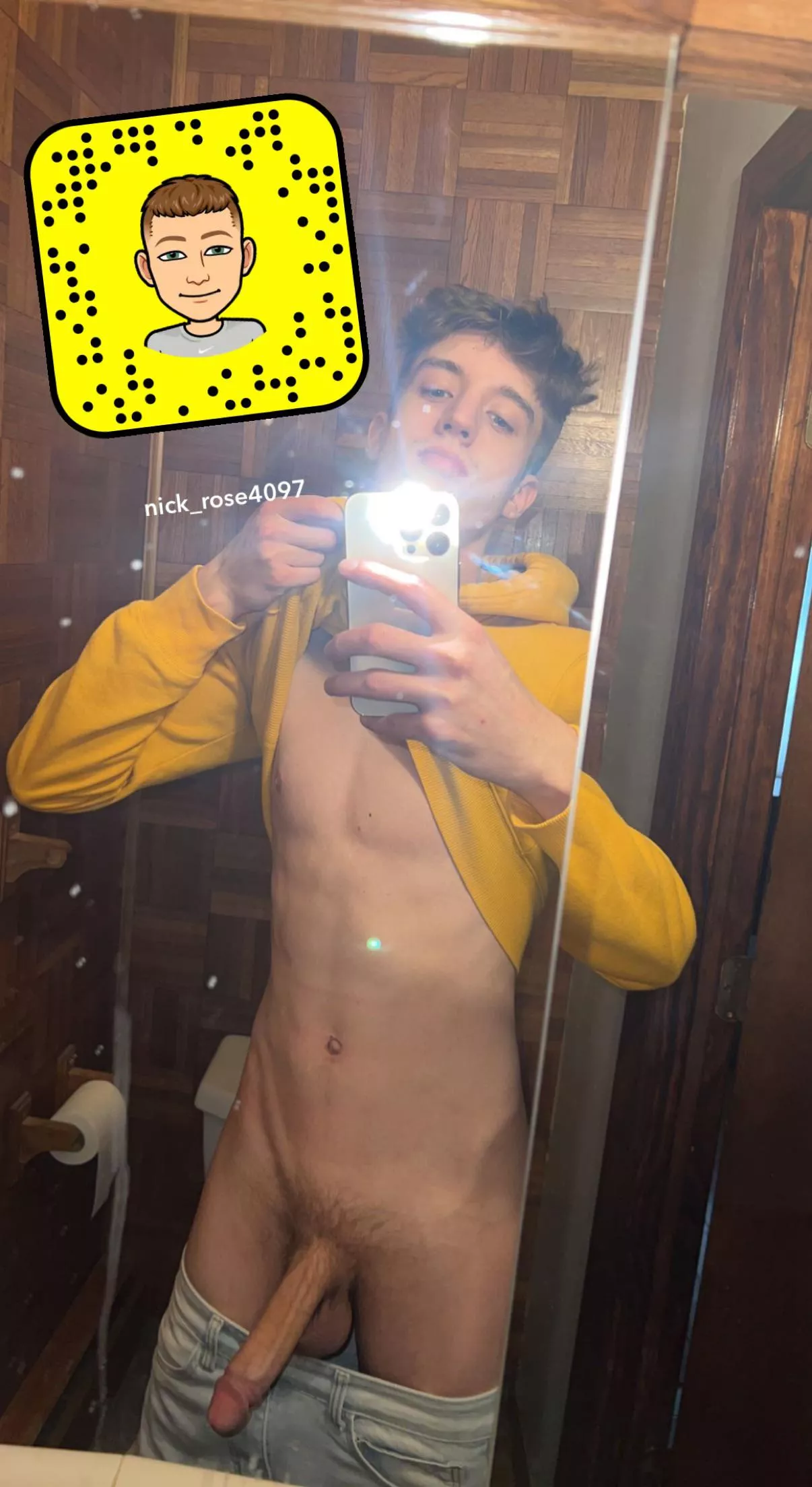 Super hot sexy stud dm me Super hot sexy stud dm me