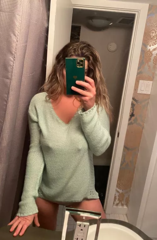 sweater puppies 💚