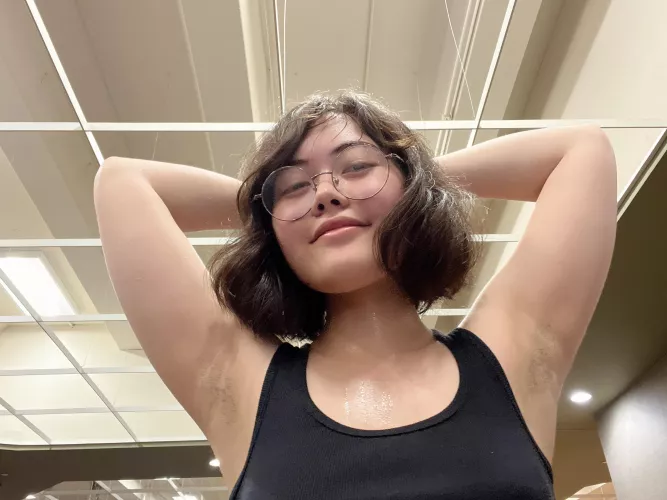 sweaty at the gym 🥵